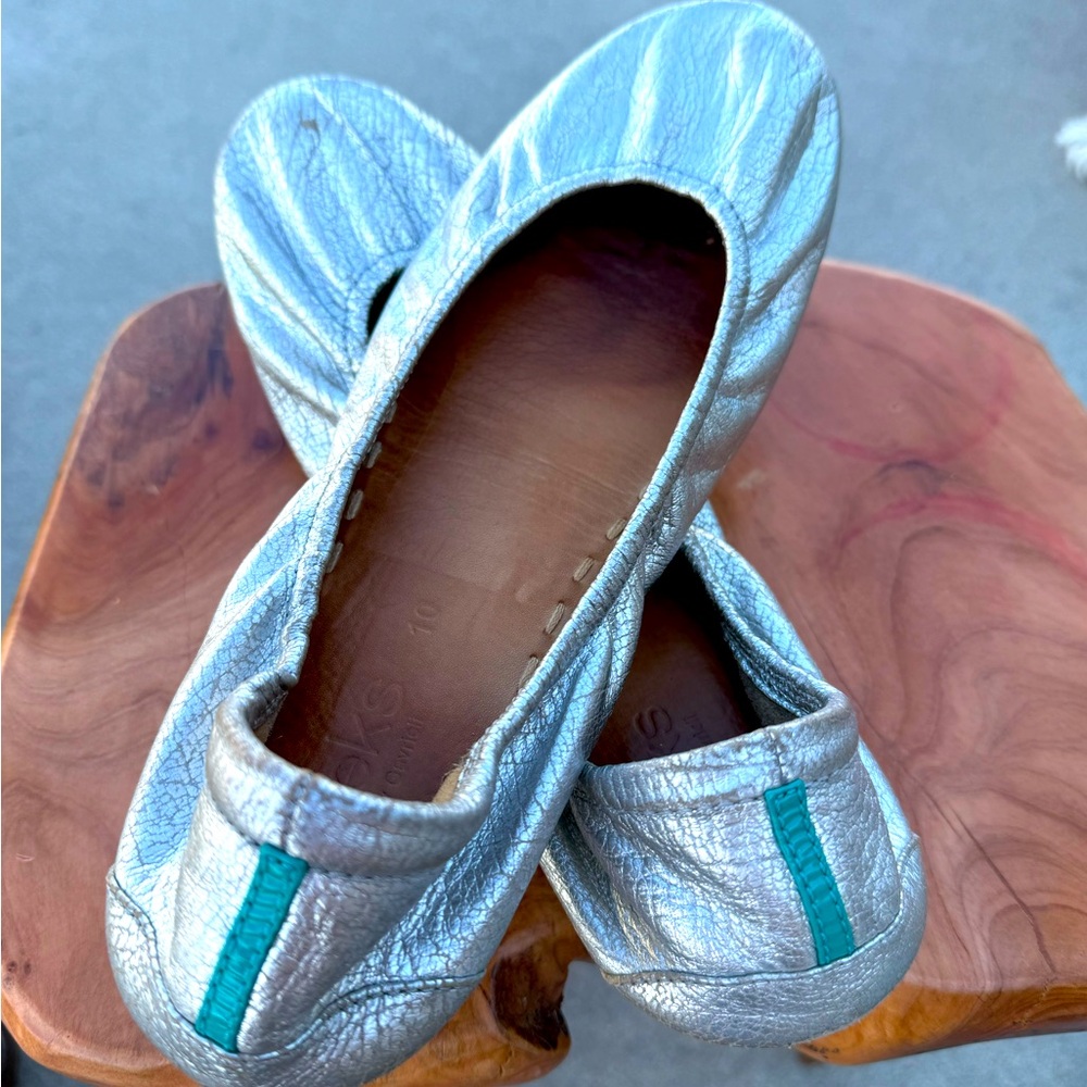 TIEKS by Gavrieli Women's Shoes Size 10 Silver Screen Leather Ballet Flats